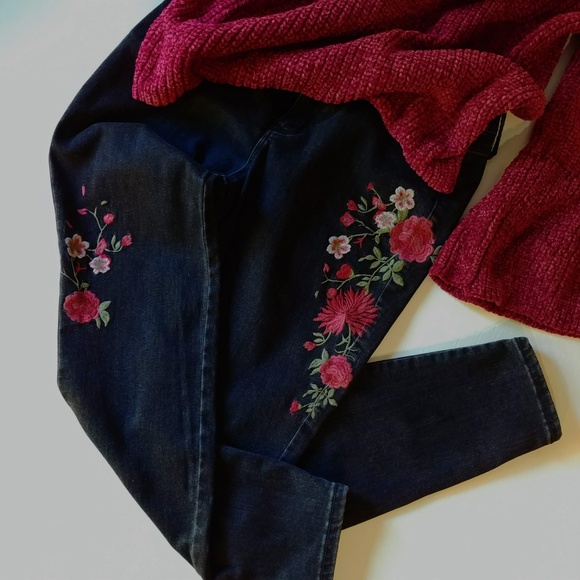 a.n.a Denim - Floral Embroidered Black Jeans